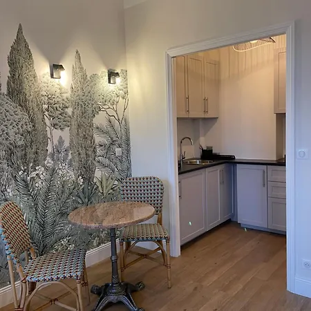 Superbe T2 Climatise Au Centre + Parking Apartment Cannes Exterior photo